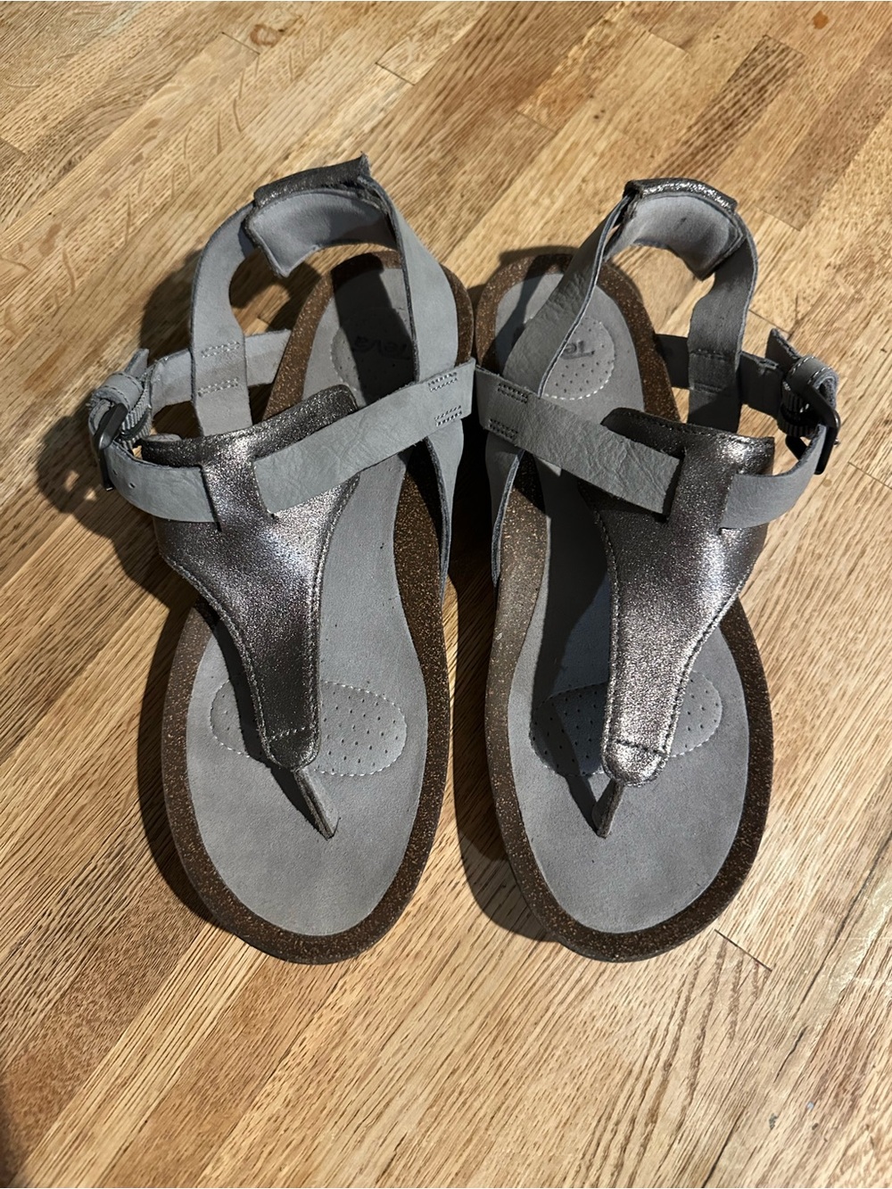 Teva Mahonia 3-Point Women's Metallic Gray T-strap Sandals -Size 8